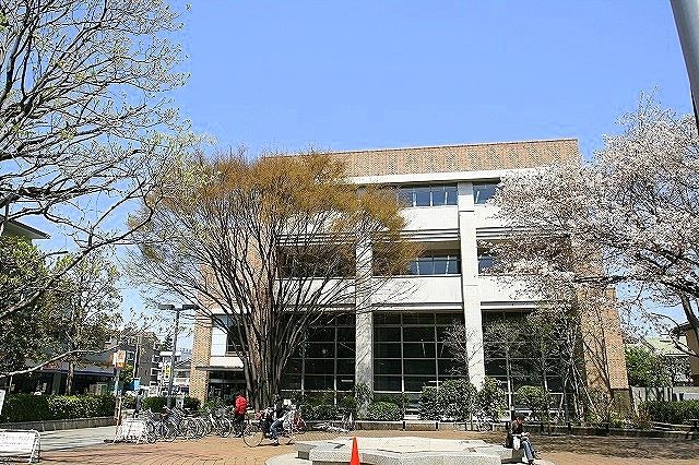武蔵野中央図書館